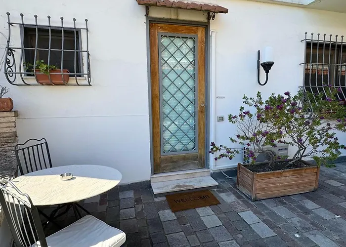 Guestsuite Maison 80123 B&B
